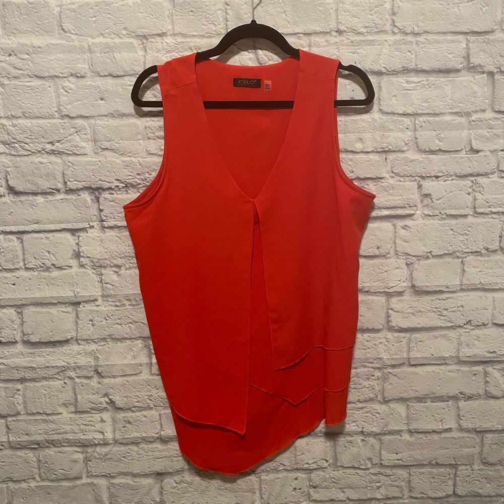 Fylo Sleeveless Blouse